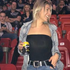 Meet your Posher, Brianna